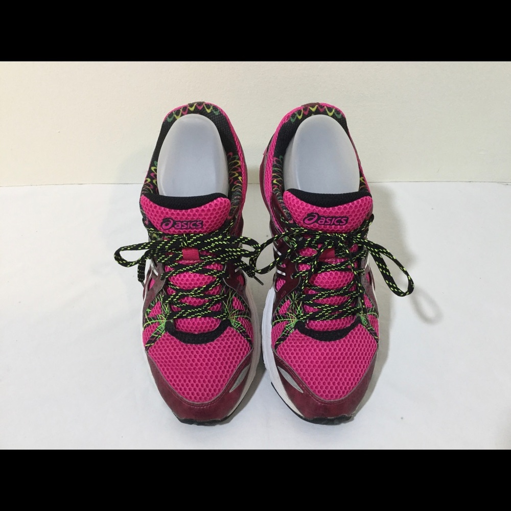Women’s Asics Athletic Shoes Size 8.5